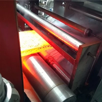 Acéllemez indukciós temperáló berendezés